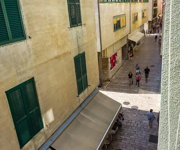 公寓 Lara 扎达尔